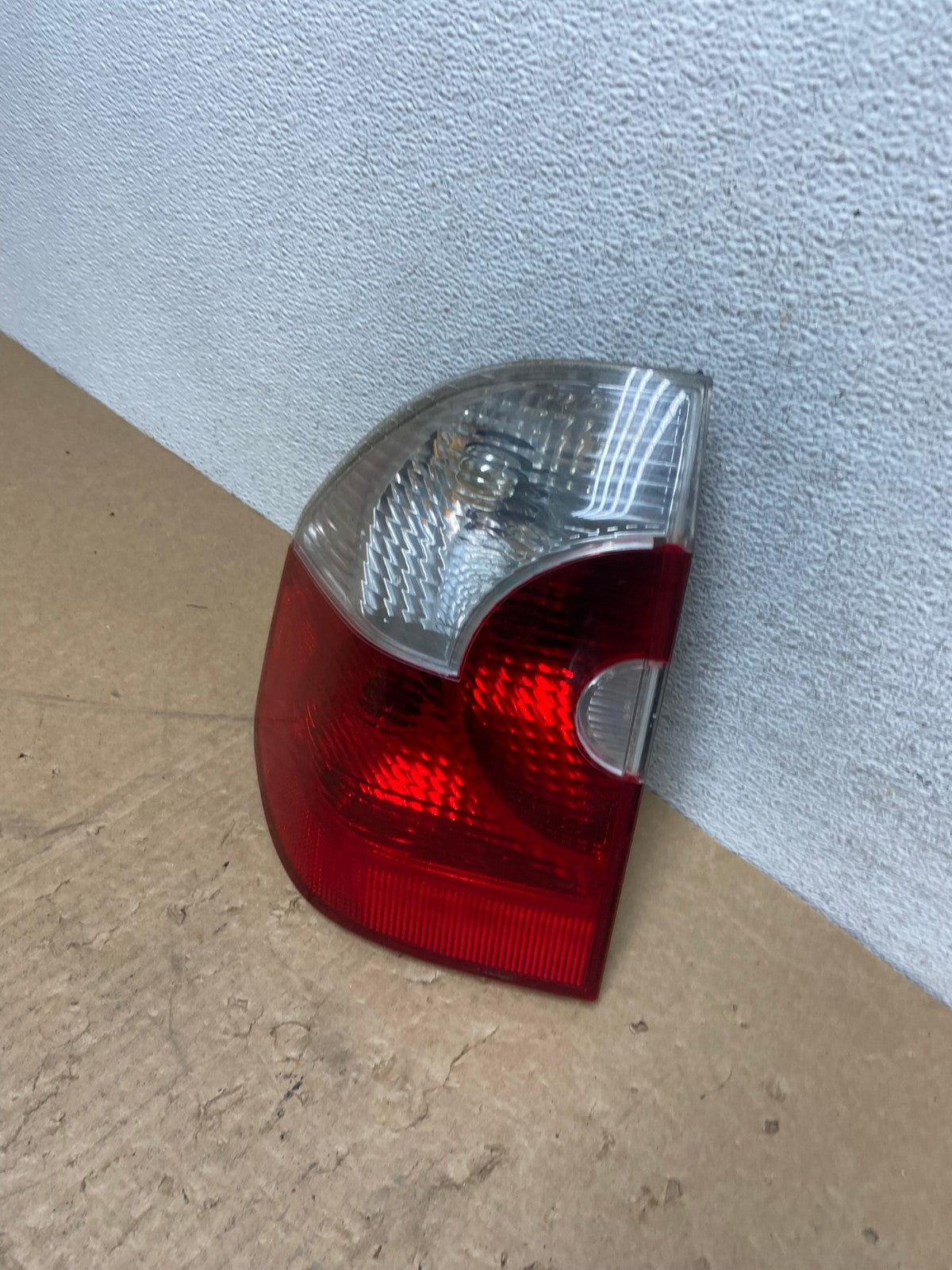 2004 2005 2006 Bmw X3 Left Driver Lh Side Tail Light AG1249 LK1