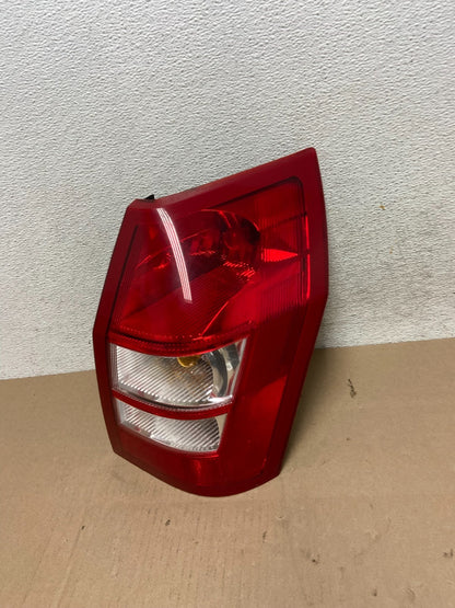 2005 2006 2007 2008 Dodge Magnum Right Passenger Side Tail Light AG6661 DW0