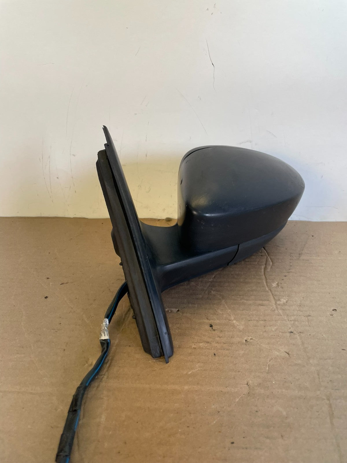 2011-2016 Volkswagen Jetta Sedan Left Driver View Door Mirror AG7891 DW1