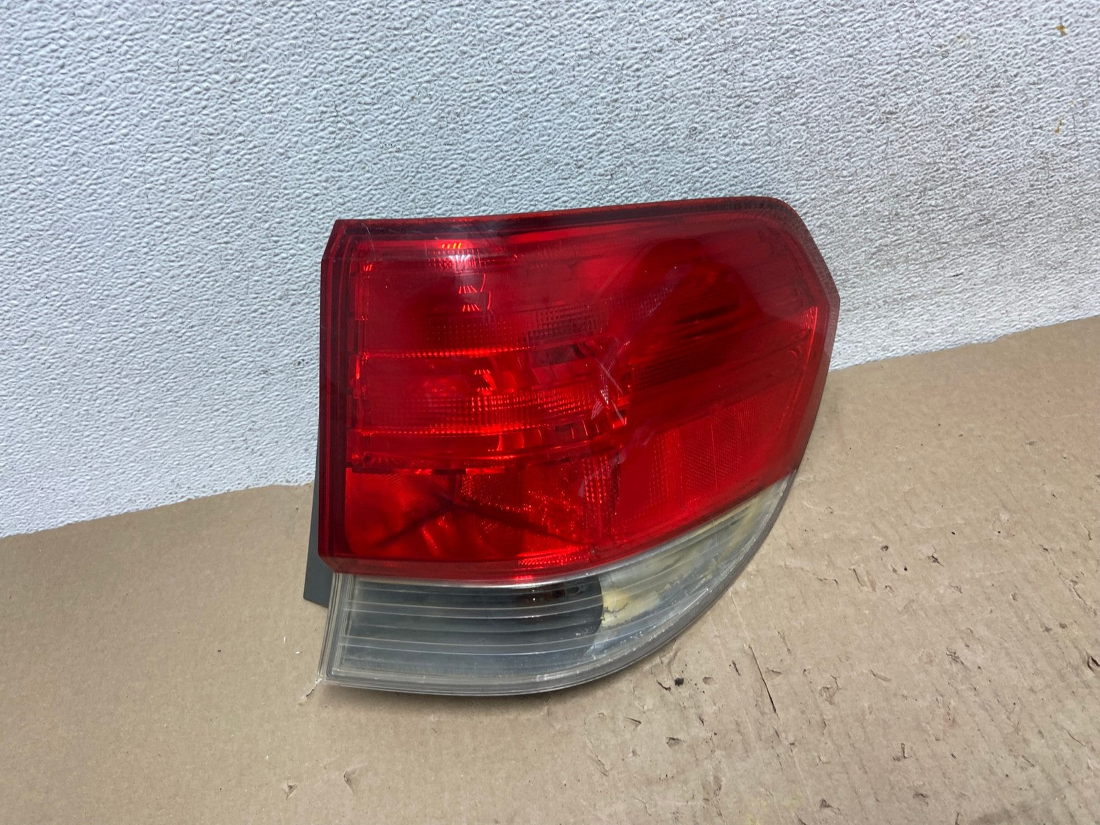 2008 2009 2010 Honda Odyssey Right Passenger Side Tail Light AG6989 LK0
