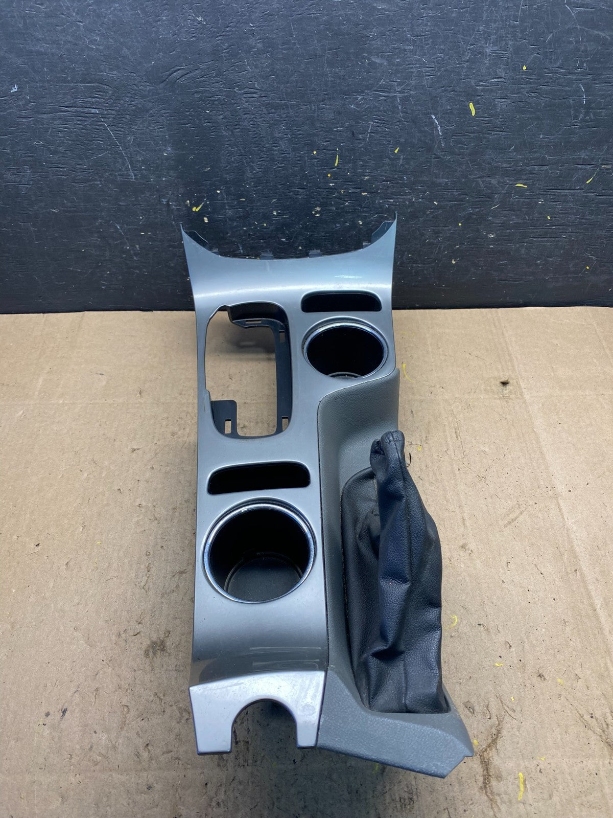 2014-2016 Chevrolet Malibu Center Floor Shifter Cup Holder Trim Bezel R8519 DG0