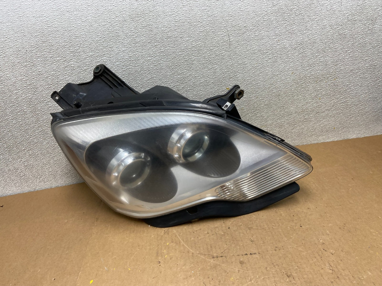 2007-2012 Gmc Acadia Halogen Headlight Right Passenger Side Oem Z6880 DW0