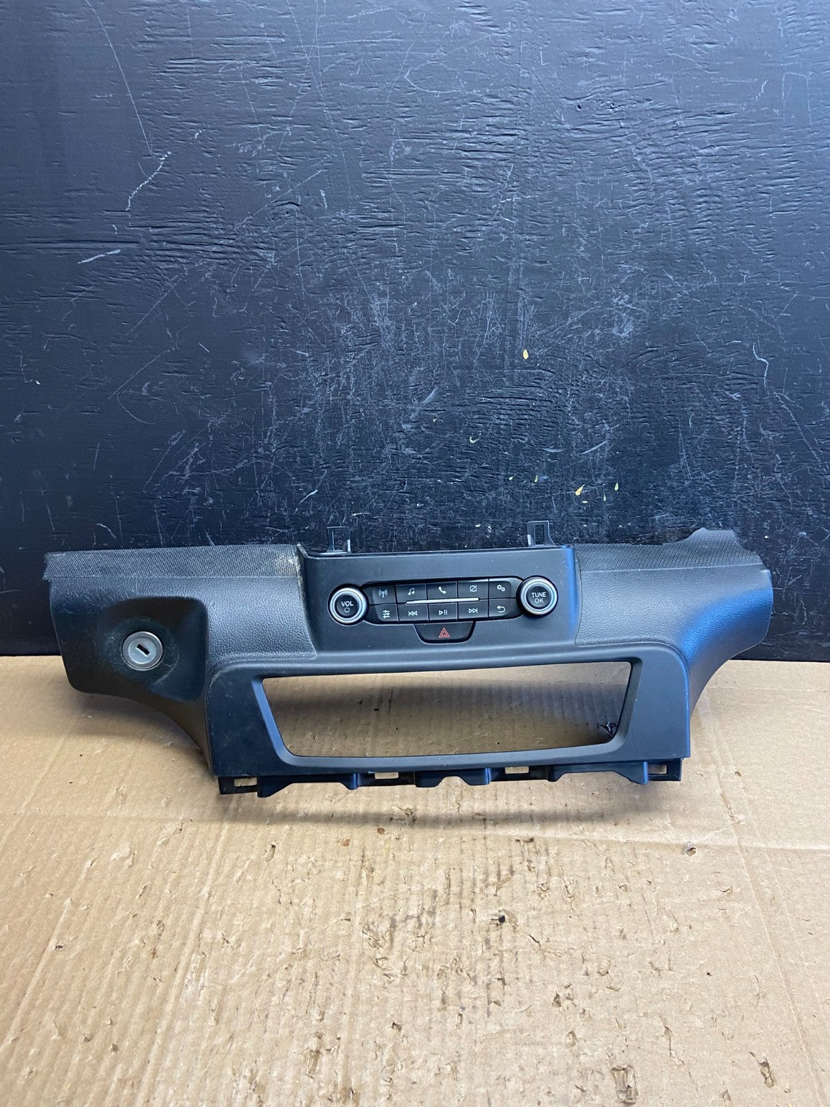 2020 to 2023 Ford Explorer Radio Climate Control Panel Trim AD1971 DG0