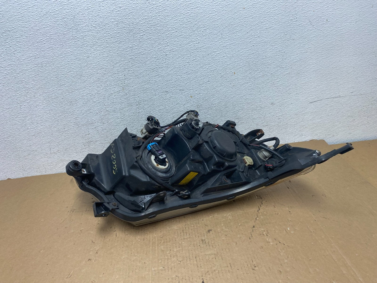 2009-2013 Subaru Forester Left Driver LH Xenon Headlight DEPO AD8005 DW6