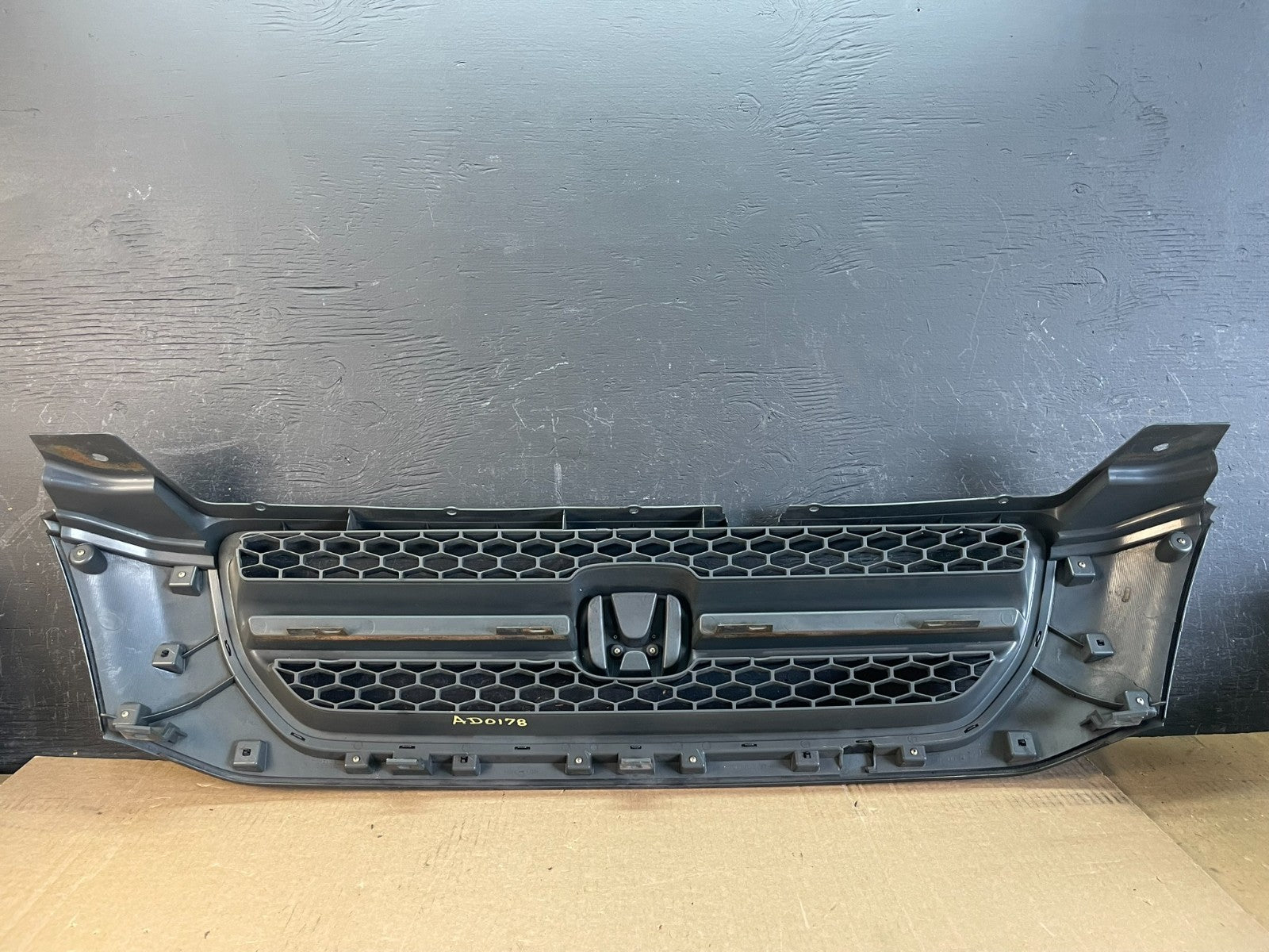 2003 2004 2005 Honda Pilot Front Upper Grill Grille AD0178 DG5