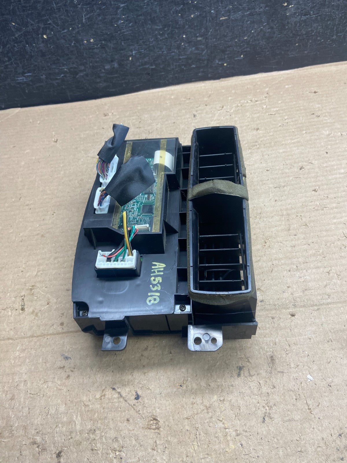 2004-2005 Toyota Sienna AC Climate Heater Temperature Control Air Vent AH5318 DG4