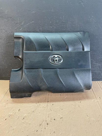 2011 to 2016 Toyota Sienna Top Engine Cover Lid AD8713 DG0