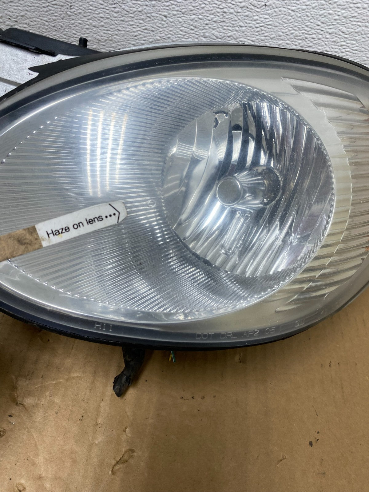 2005 to 2008 Buick Lacrosse Allure Headlights Left+Right Halogen AC8288 DW5