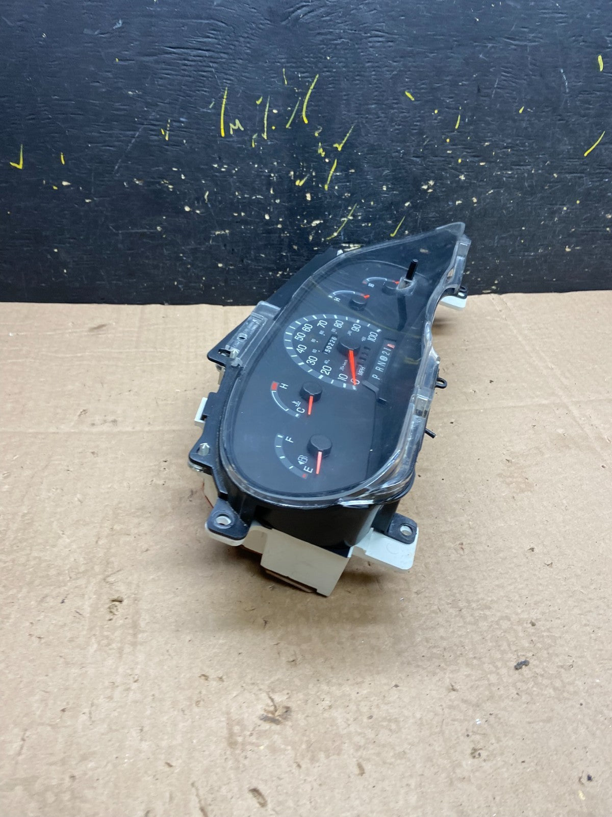 2001 - 2002 Ford Econoline E250 E350 Van Speedometer Instrument Cluster z0088 DG3