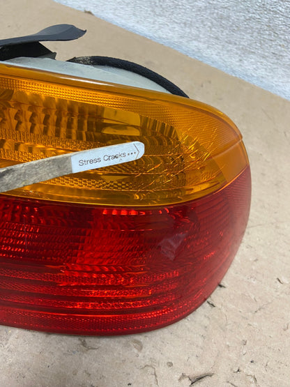 1999-2001 Bmw 3 E46 325i 328i 330i Coupe Right Passenger Tail Light AI1037 LK5