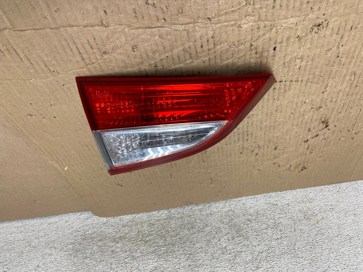 2011 2012 2013 Hyundai Elantra Inner Tail Light Left Driver LH AI1332 LK0