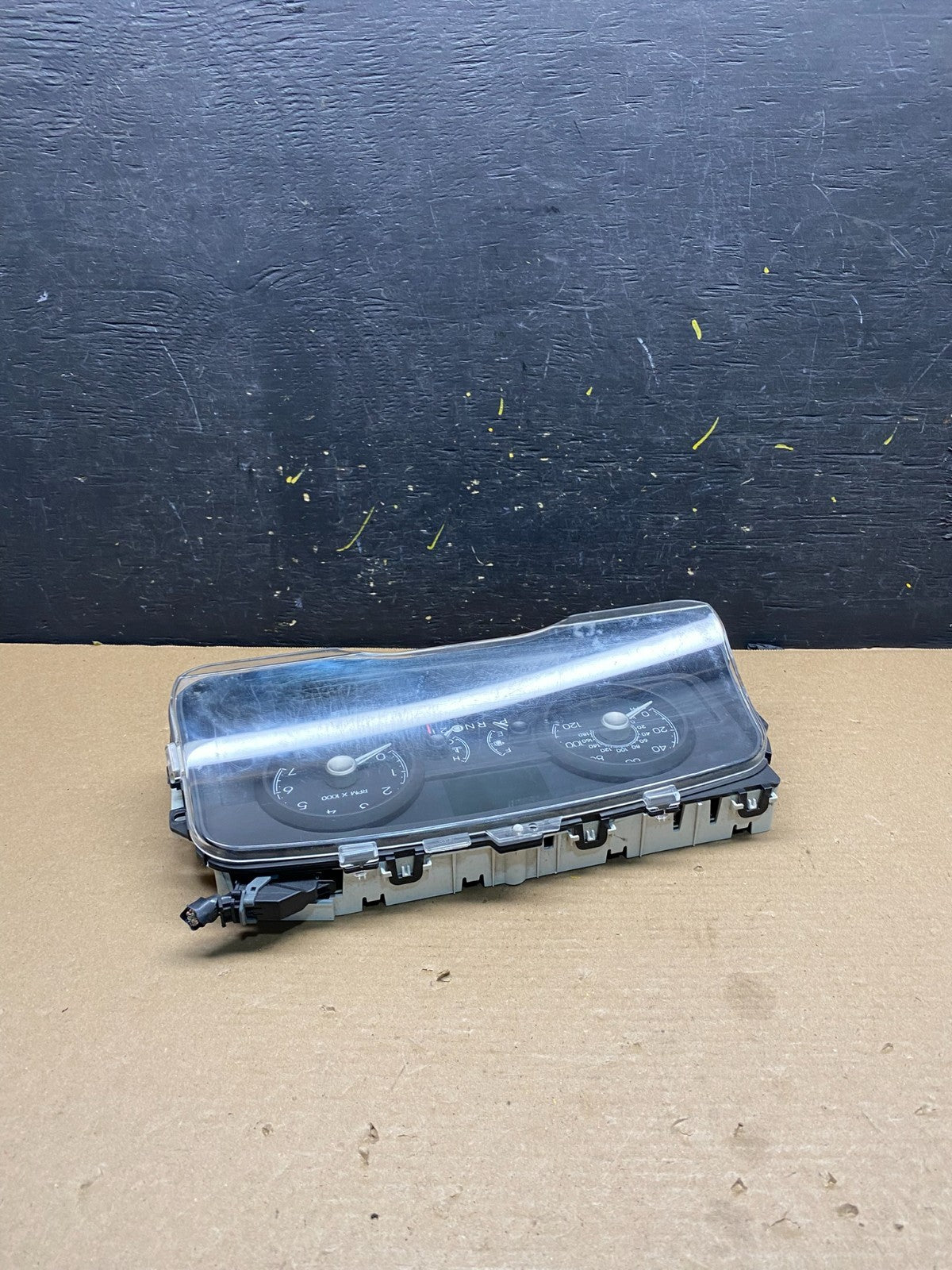 2009 to 2010 Mercury Marquis Speedometer Cluster Gauge Oem s6423 DG3