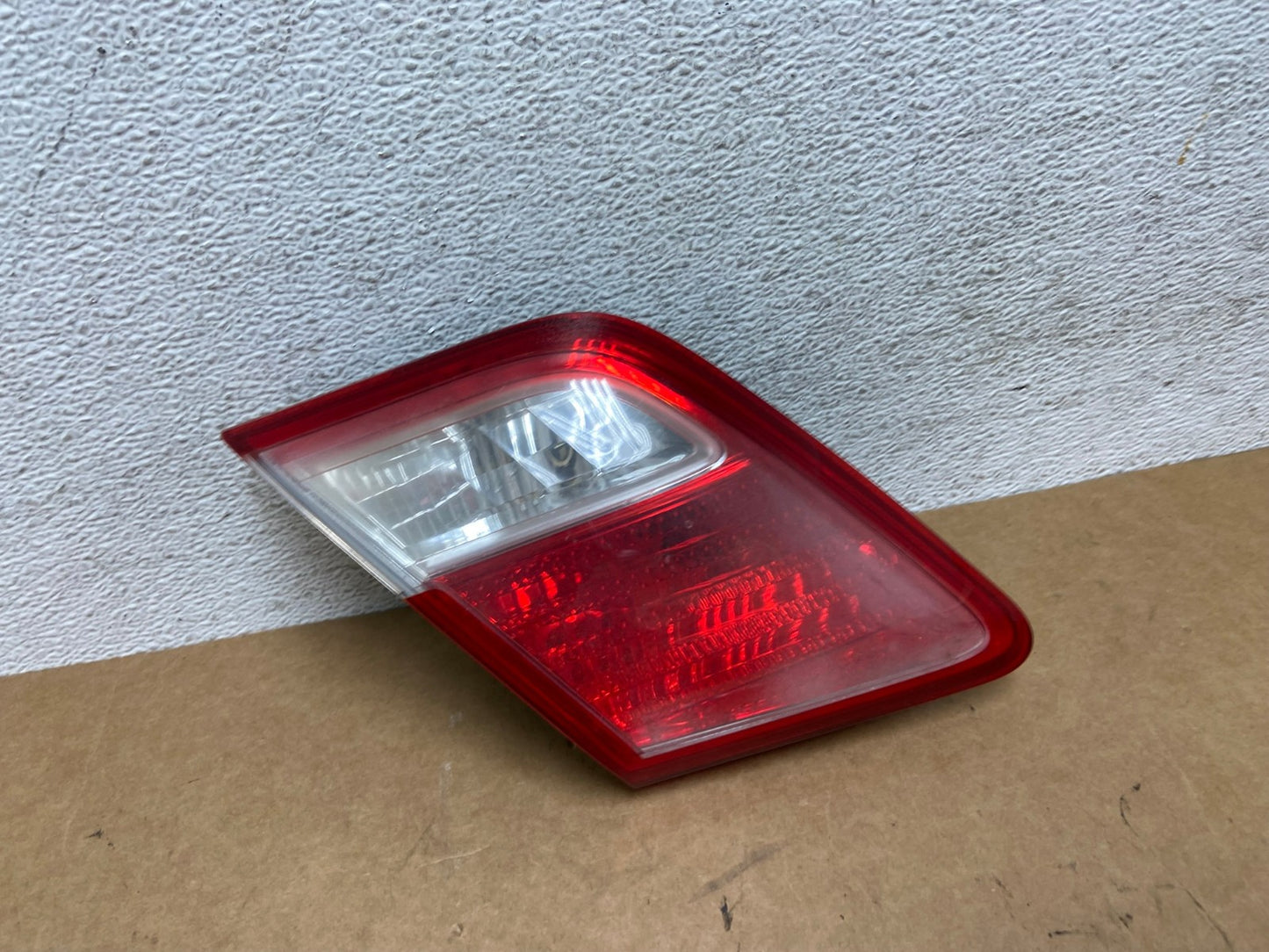 2007 2008 2009 Toyota Camry Left Driver Tail Light Trunk Lid Inner AE3211 LK0