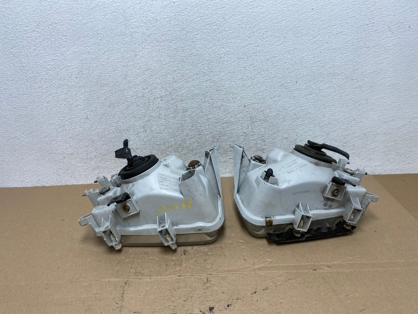 1999-2004 Nissan Pathfinder Left+Right Side Set Halogen Headlights AF4485 LK6