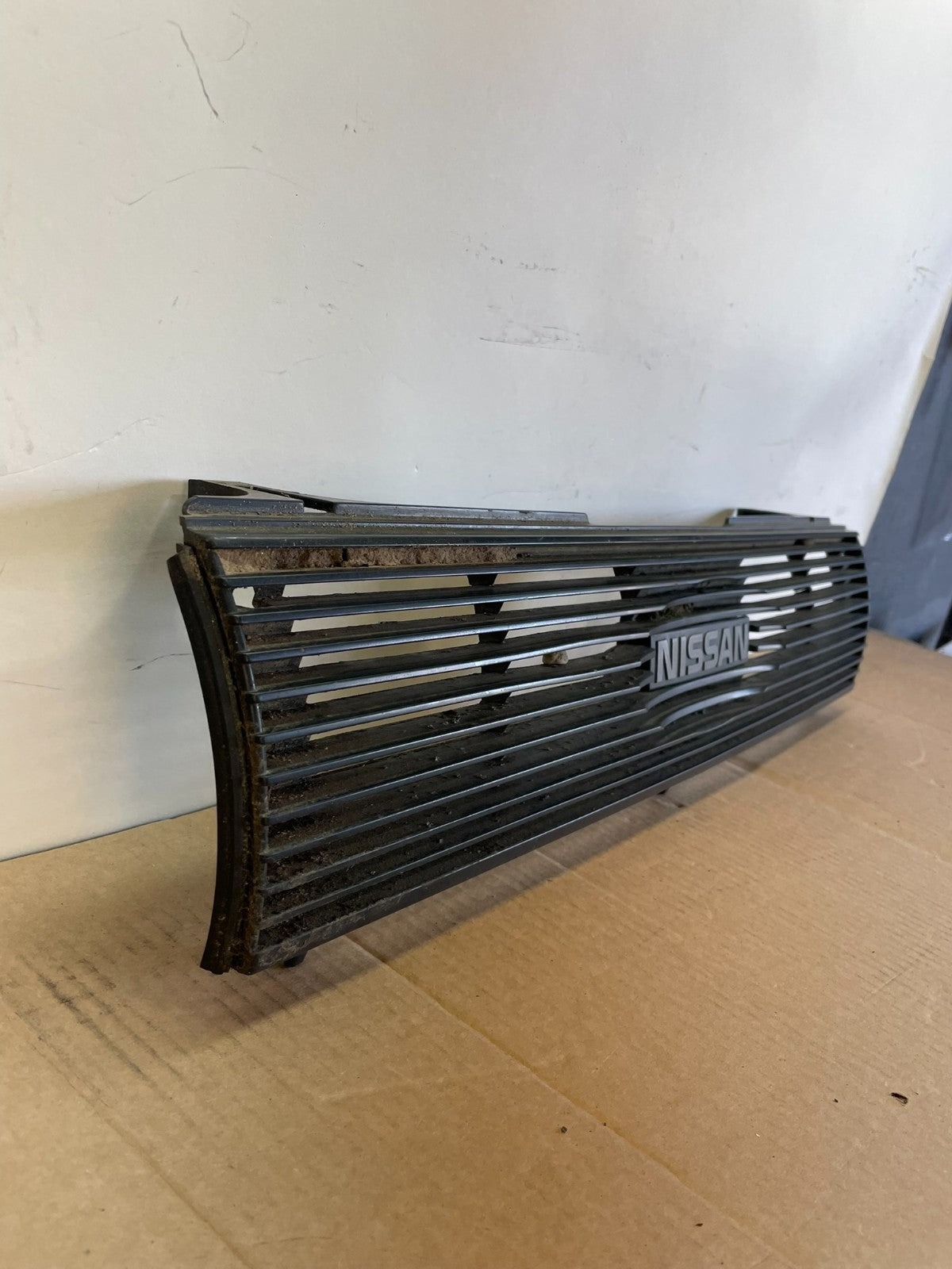 1985 to 1987 Nissan Sunny B12 Sentra B12 Front Grille Grill AH0089 PS2