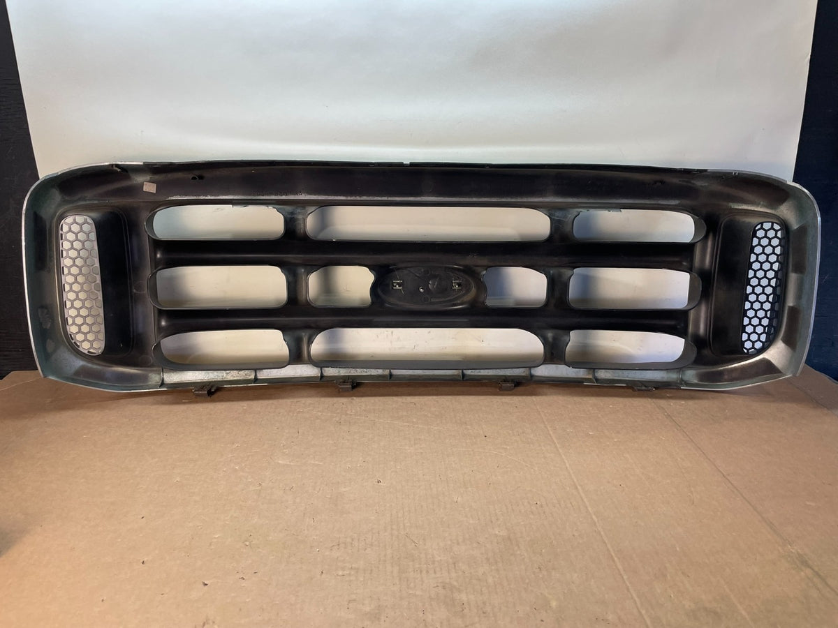 1999 to 2004 Ford F250 Super Duty Front Upper Grill Grille AJ1275 DG3