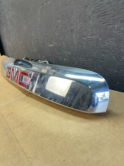 2007-2012 GMC Acadia Chrome Tailgate Rear Finish Molding Back W/Camera AE0788 DG1