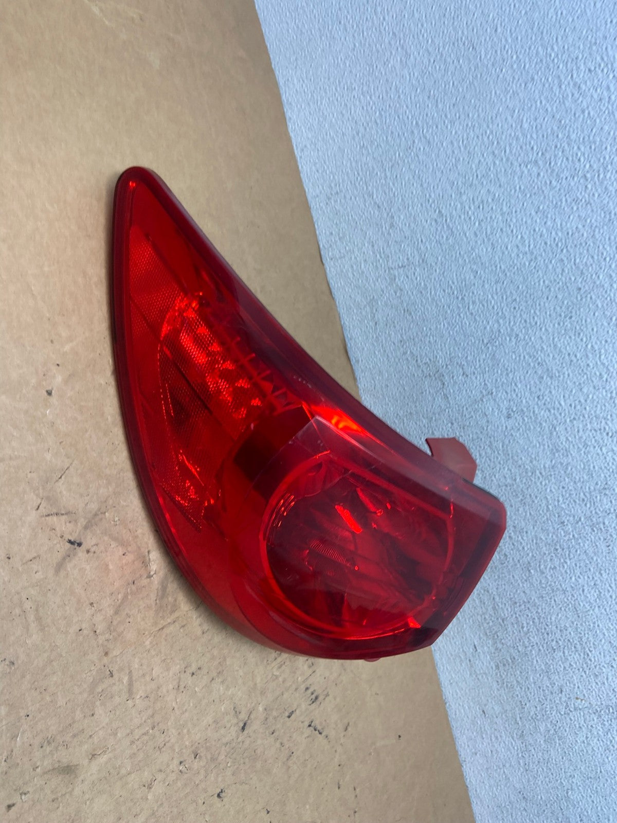 2009 2010 2011 2012 Chevrolet Traverse Left Driver LH Tail Light AD4816 LK2