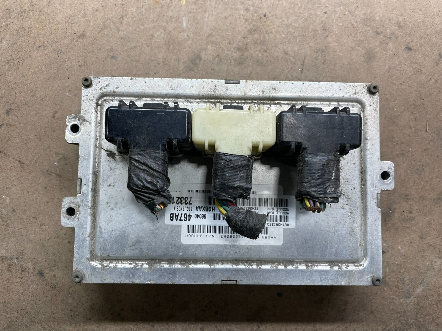 2003 Dodge Dakota 3.9L  Engine Computer Module p56040467AB ECM N1776 DG0