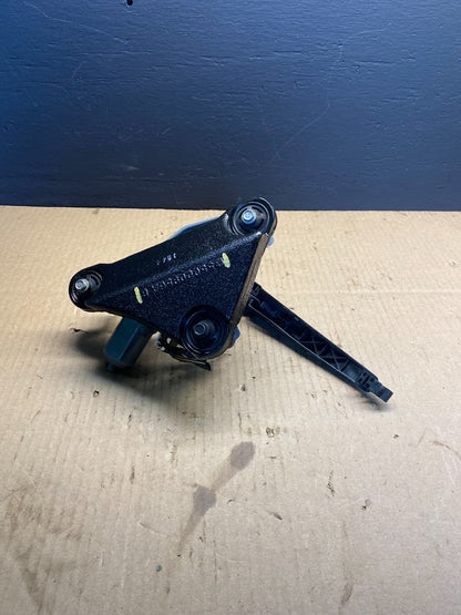 2014-2021 Dodge Durango  Tailgate Back Door Rear Wiper Motor Wiper AB4186 DG4