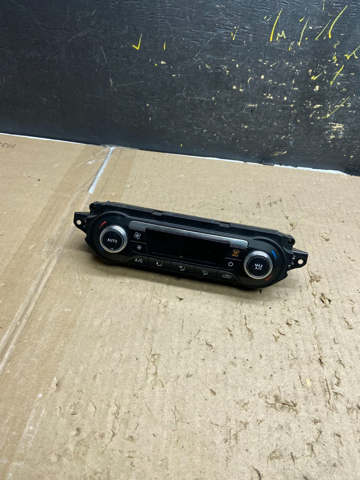 2013 2014 2015 Ford Escape Ac Heater Climate Control Temperature Oem AB5524 DG0
