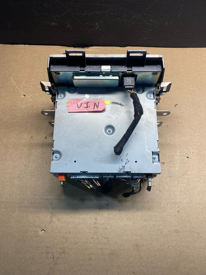 2010 to 2012 Lincoln Mkt Navigation Radio Climate Control Panel OEM AB7173  DG4