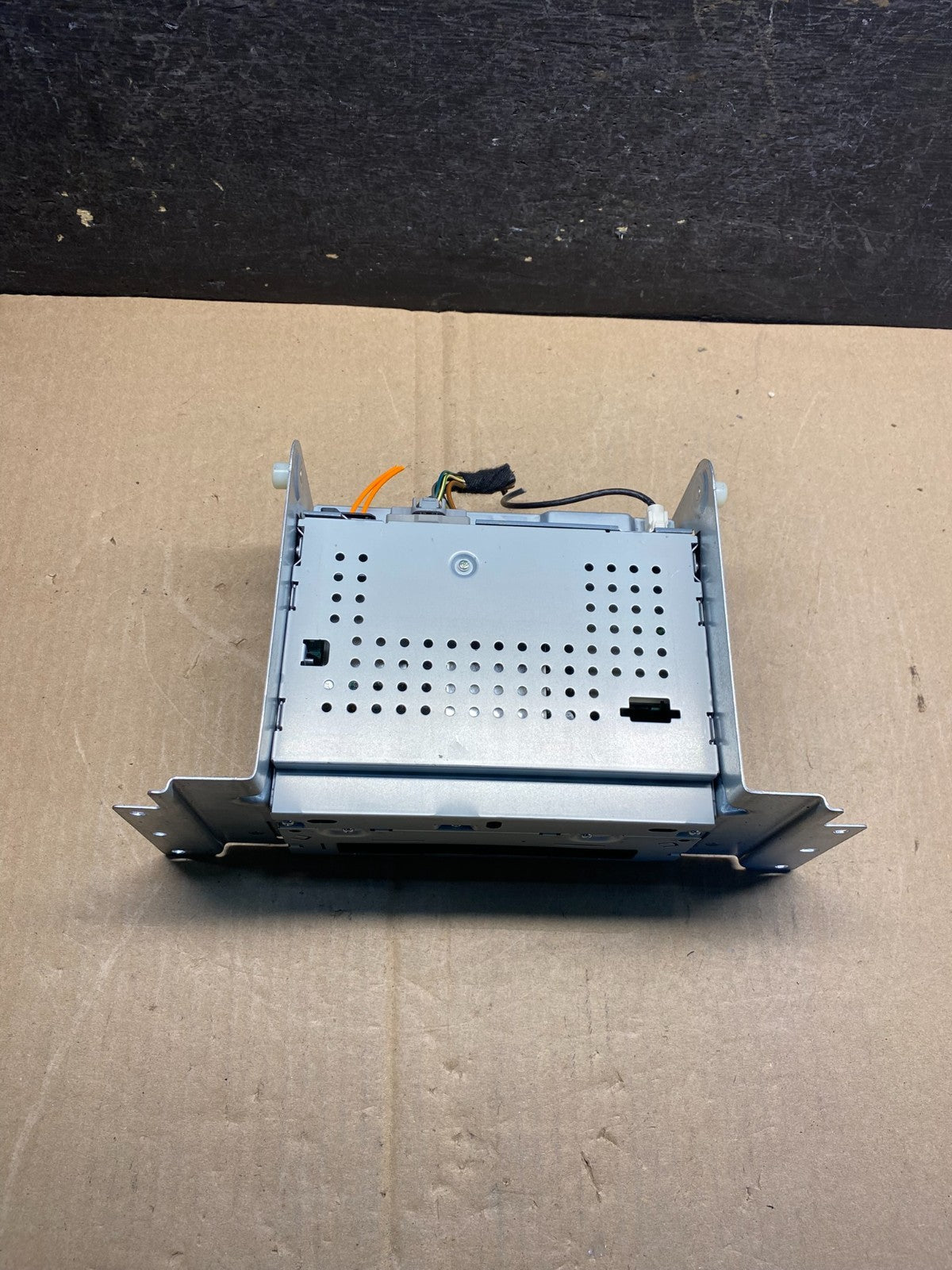 2009 - 2012 Jaguar XF Land Rover LR2 Radio 6 Cd Mechanism AJ0110 DW4