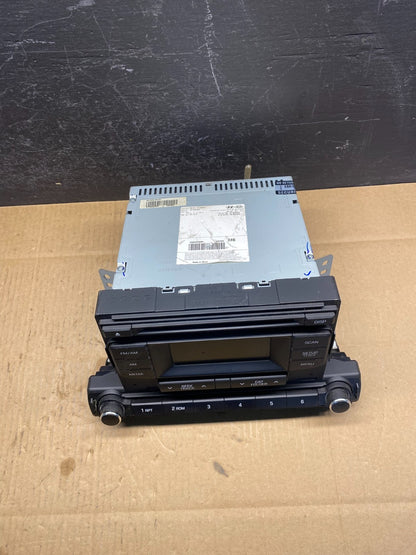 2017 to 2018 Hyundai Elantra Radio Clock Digital Player FM/AM ad5056 DG3