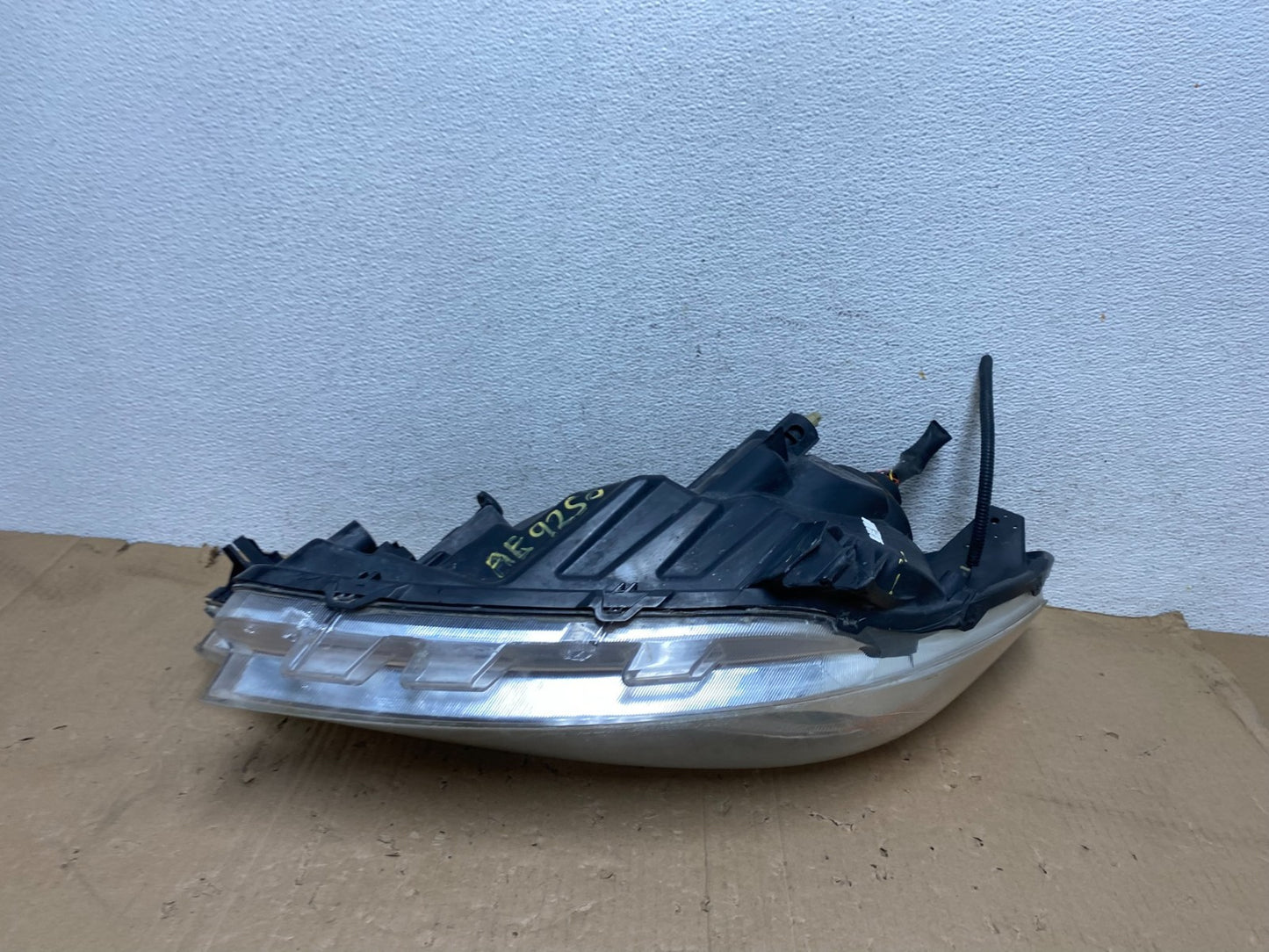 2014 2015 2016 Nissan Versa Note Right Passenger RH Side Headlight AE9258 DW9