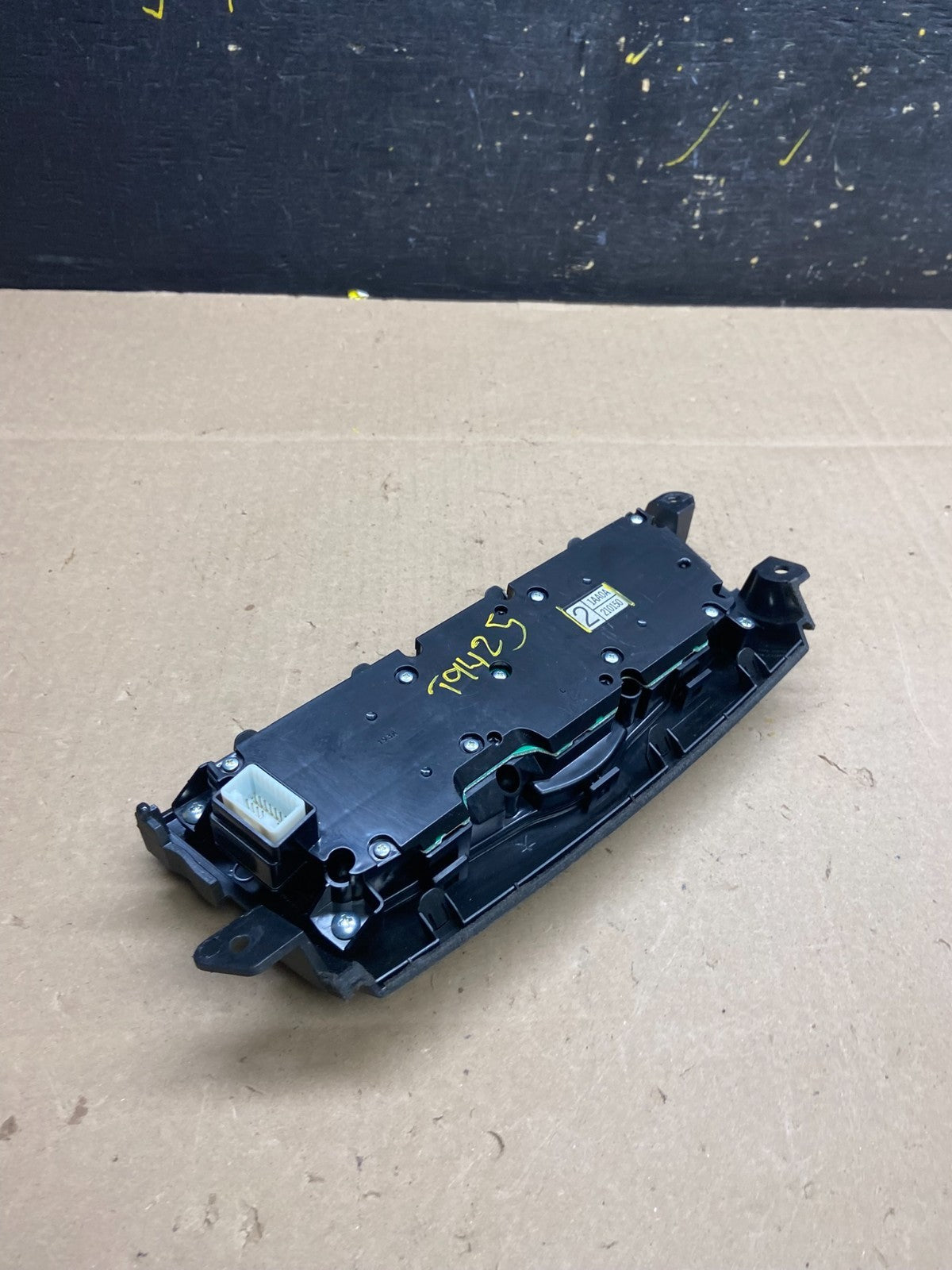 2009-2014 Nissan Murano AM FM Radio CD Control Panel T9225 DG3