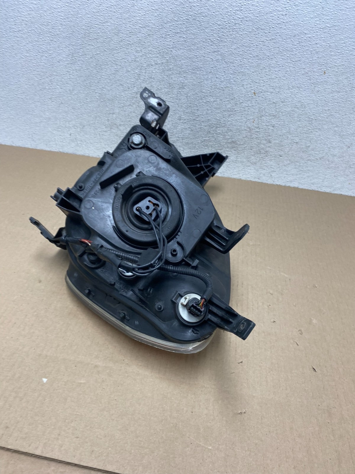 2002 to 2004 Honda CRV CR-V Right Passenger RH Halogen Headlight AG5840 DW6