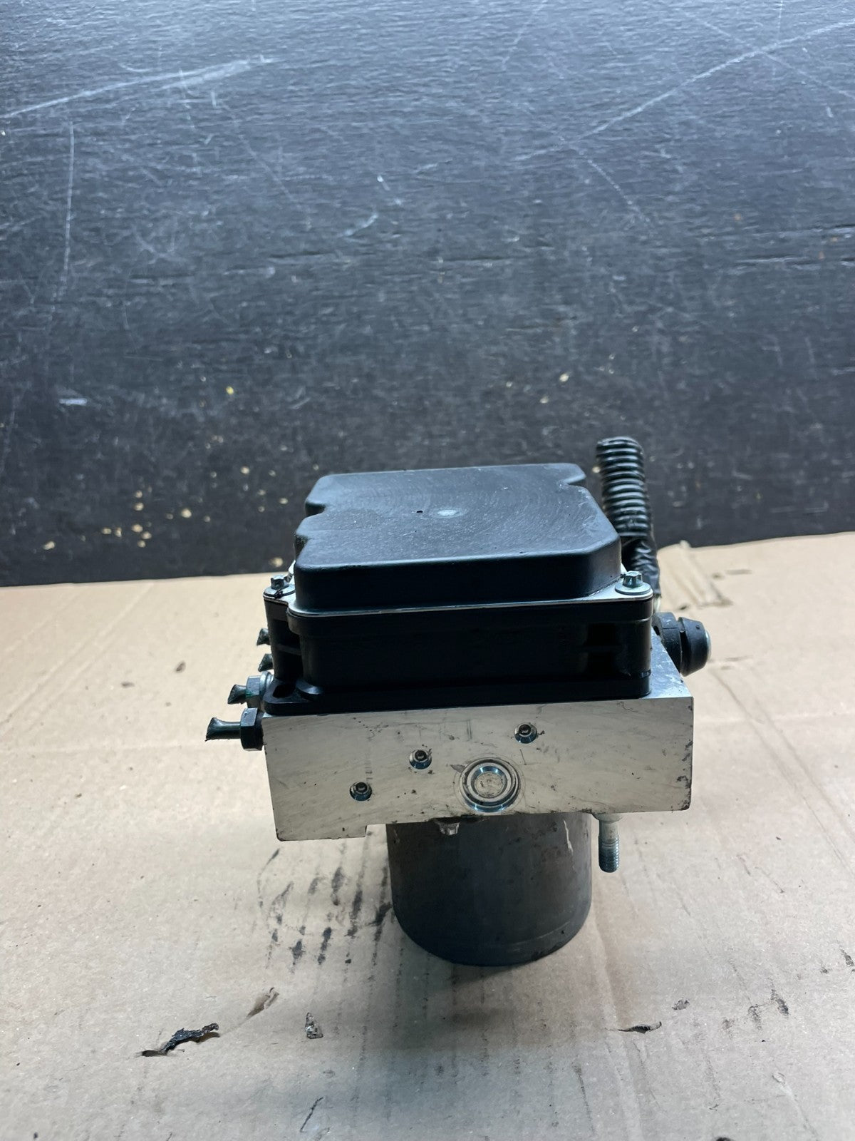 2007 - 2009 Land Rover Range Rover ABS Anti Lock Brake Pump Module v1974 DG3