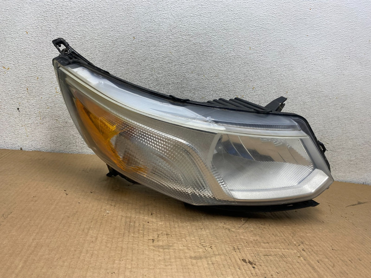 2015 2018 Chevrolet City Express Right Pasenger Side Halogen Headlight AI7892 DW0