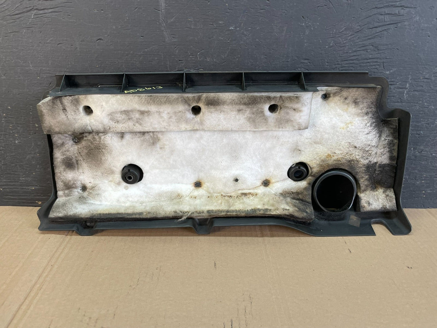 2009 to 2010 Toyota Corolla Matrix 2.4L Motor Engine Cover AD86136