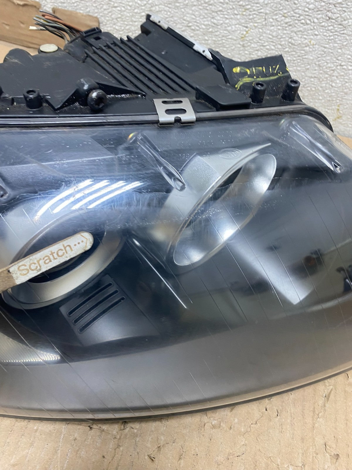 Xenon 2003 to 2006 Audi A4 Convertible Right Passenger RH Headlight U2646 DW3