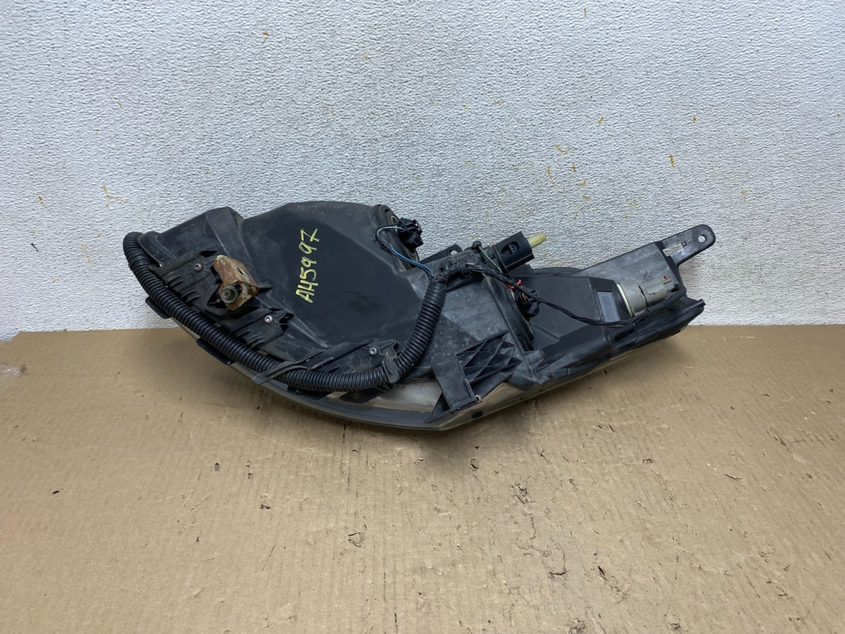 Sedan 2007 to 2009 Nissan Altima Right Passenger Halogen Headlight AH5997 DW8