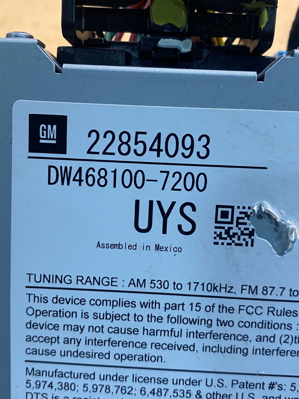 2010 to 2012 Cadillac SRX AM/FM/CD/MP3 Radio Head Unit Receiver AC7104 DG6
