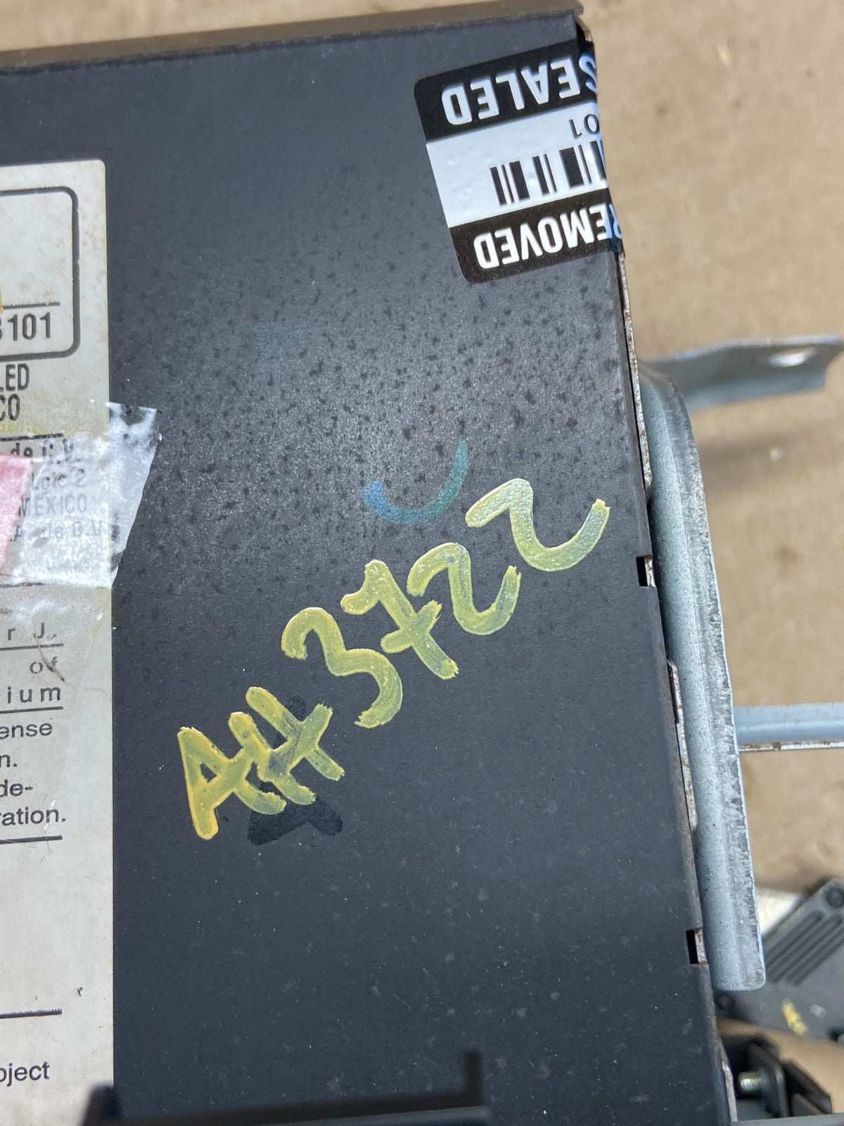 2004 to 2010 Toyota Sienna AM FM CD WMA Mp3 Radio Receiver AH3722 DG6