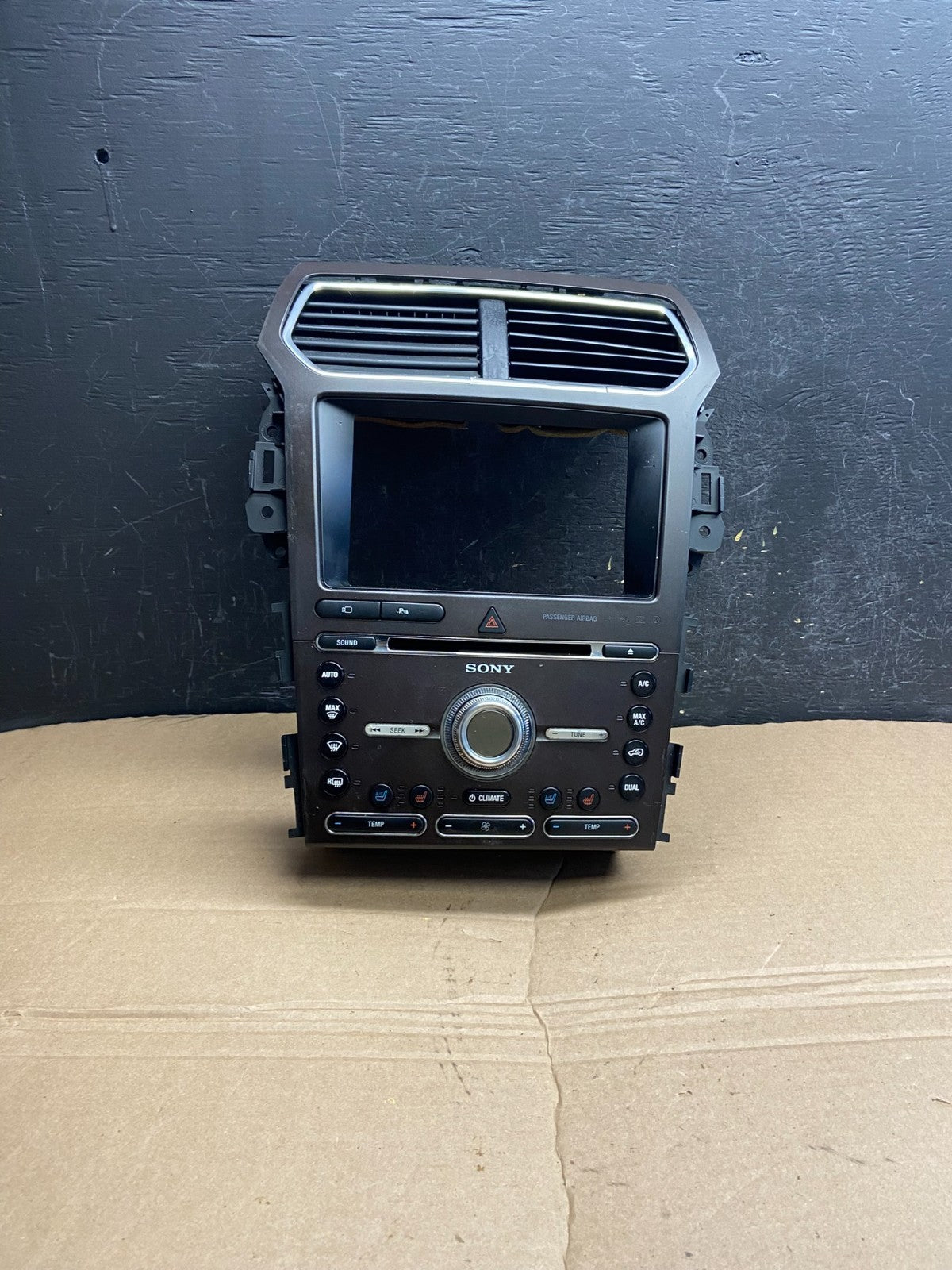 2016 to 2019 Ford Explorer Radio Climate Control Trim Bezel Panel af1812 DG0
