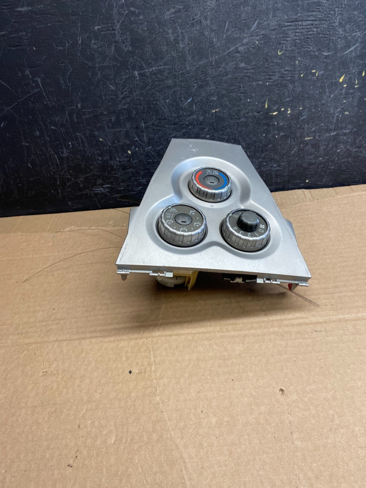 2007 to 2010 Toyota Yaris Sedan A/C Heater Climate Control Unit Switch AF2438 DG3