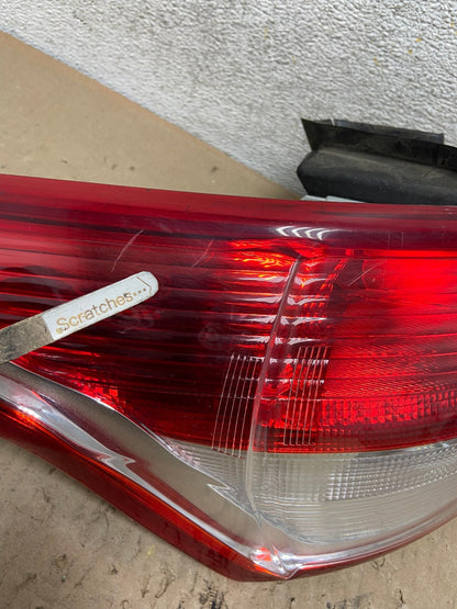 2013 to 2016 Ford Escape Left Driver LH Side Tail Light AI2424 LK3