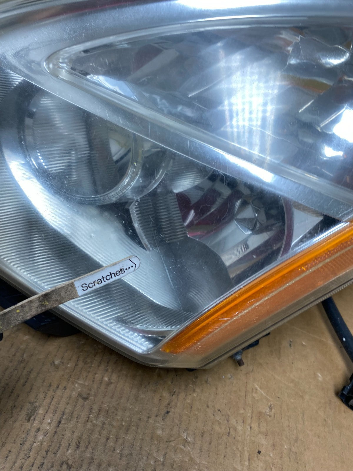 2008 to 2013 Nissan Rogue HID Xenon Headlight Left Driver Lh Side AE0425 DW3