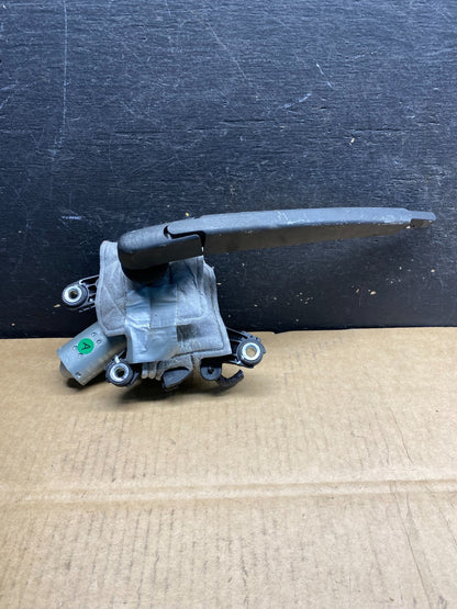 2013-2016 Nissan Pathfinder Back Door Rear Wiper Motor Wiper Blade AB3964 DG0