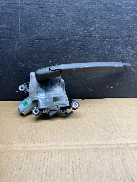 2013-2016 Nissan Pathfinder Back Door Rear Wiper Motor Wiper Blade AB3964 DG0