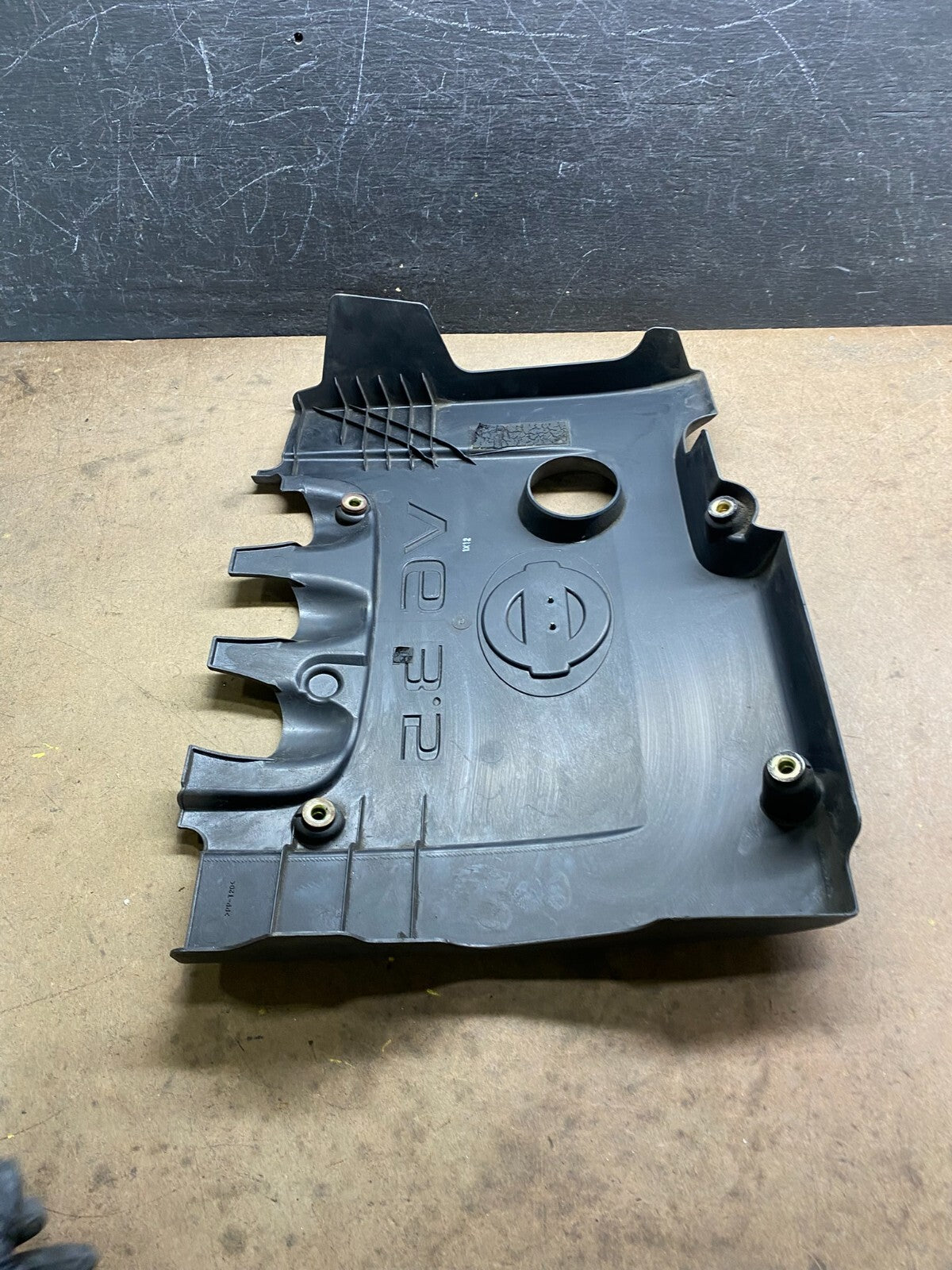 2005 to 2008 Nissan Quest Engine Cover 14041 3z100 M3110 PS7