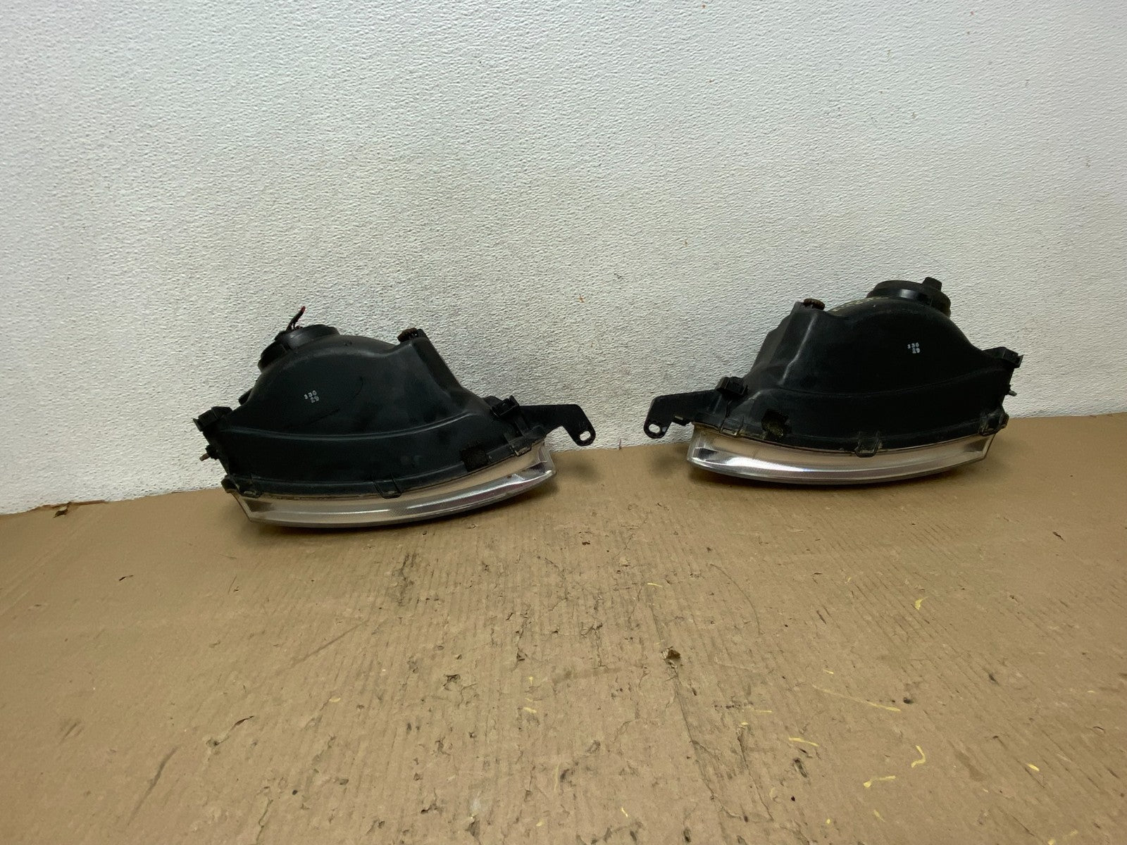 1999-2001 Toyota Solara Left+Right Halogen Headlights AG8078 DW6