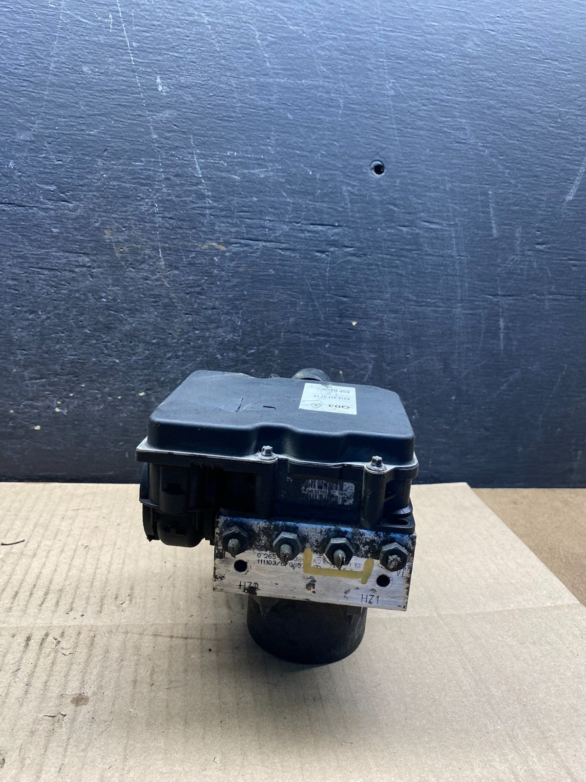 2010-2014 Mercedes W218 CLS550 E550 ABS Anti Lock Pump Brake Module AI7357 DG3