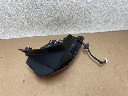 2006-2007 Subaru Tribeca B9 Right Passenger Rh Side Tail Light AH4368 DW5