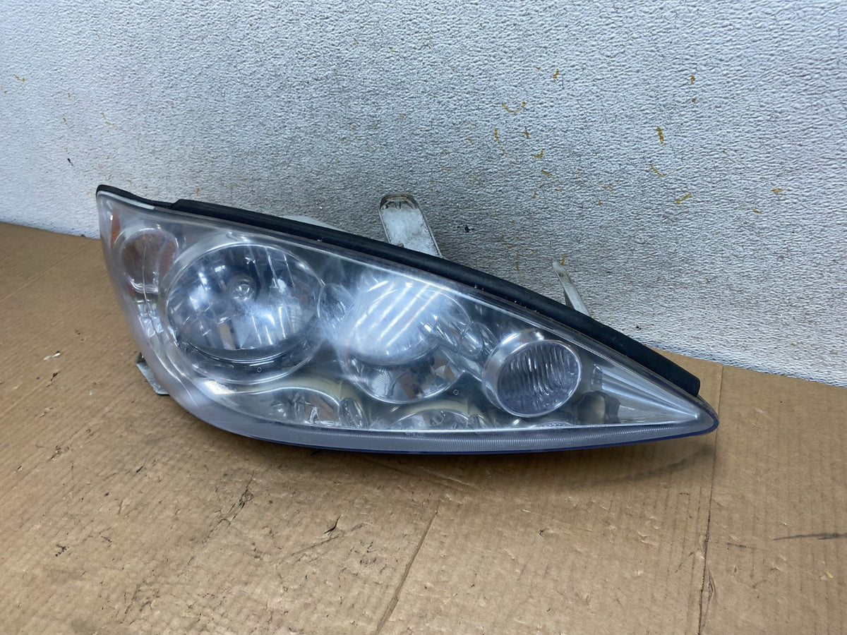 2005 to 2006 Toyota Camry Right Passenger RH Halogen Headlight TYC AI8180 DW1