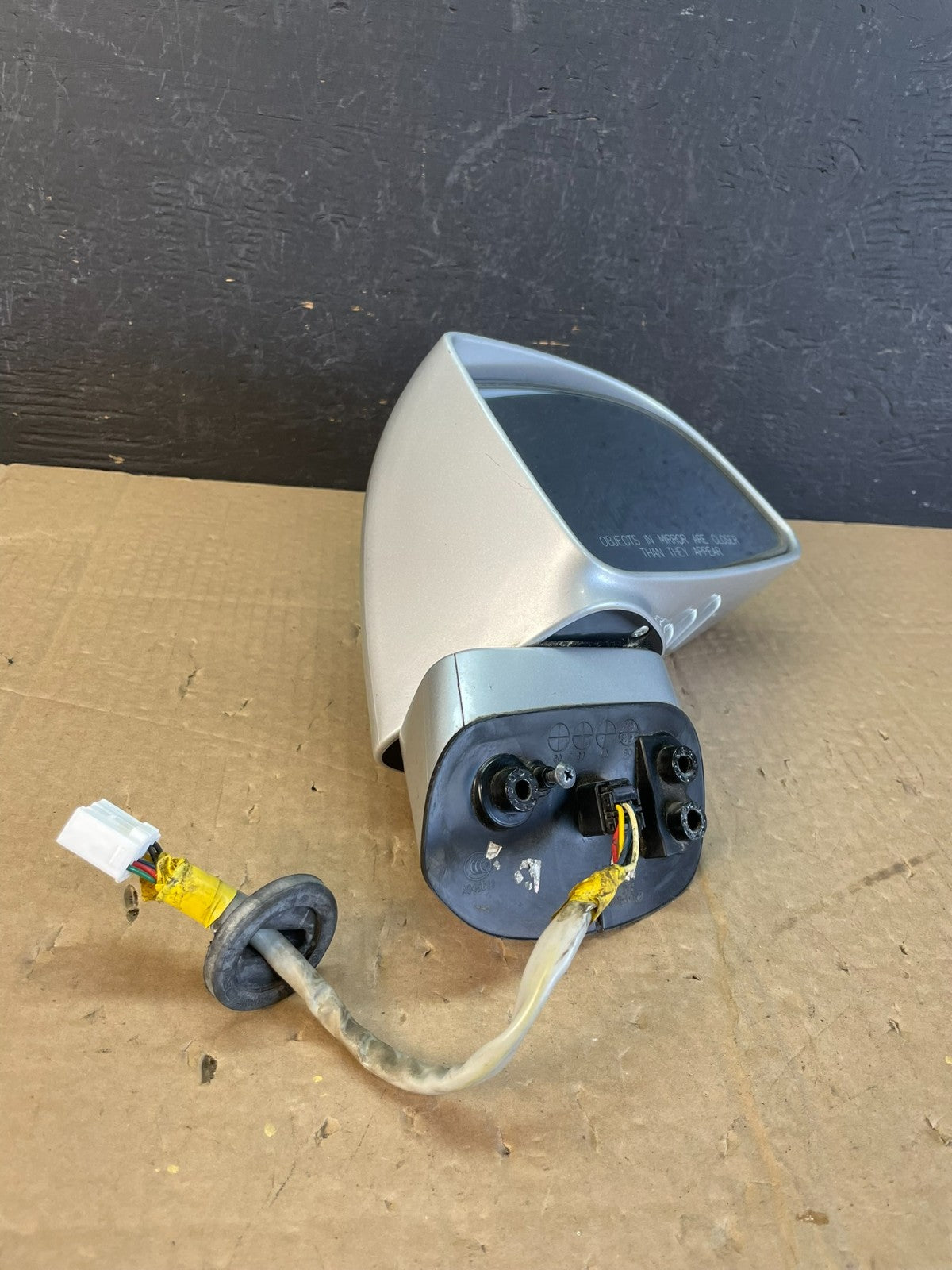 2007 - 2009 Kia Rondo Right Passenger RH Side View Door Mirror AC98441